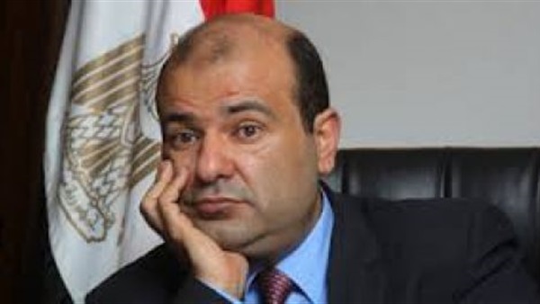 حنفى ينفى رفع أسعار