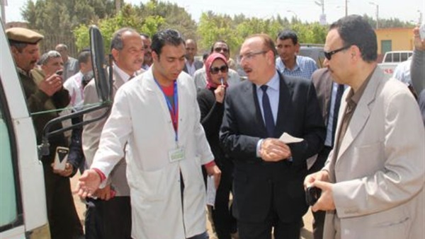 بالصور.. قوافل طبية