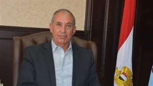 «أبنية بالبحر الأحمر»