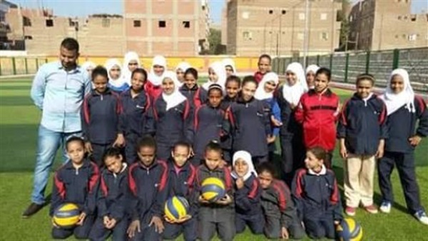 تكريم 90 طالبة من