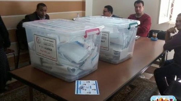 شاهد| إقبال متوسط