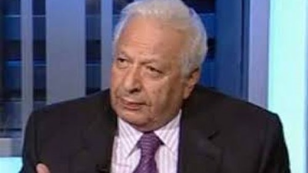 أحمد عكاشة : ”الإخوان”