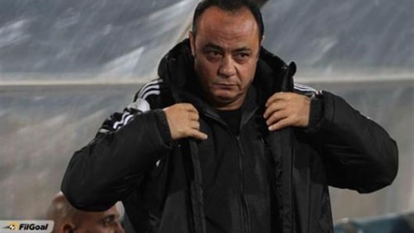 طارق يحيى يفتح النار