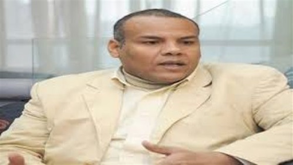 الديب : أبريل شهر
