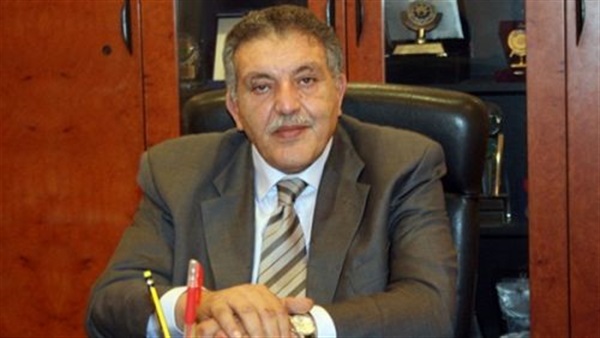 أحمد كامل رئيس الاتحاد