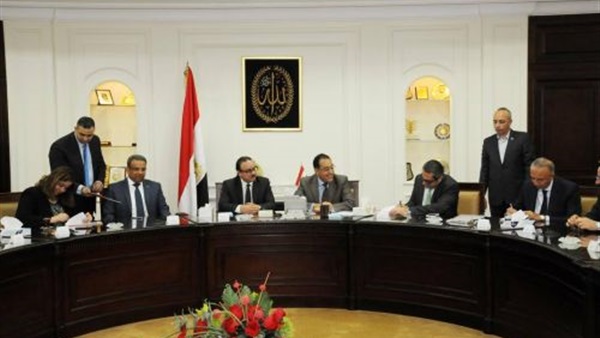 ”الإسكان” و”الاتصالات”