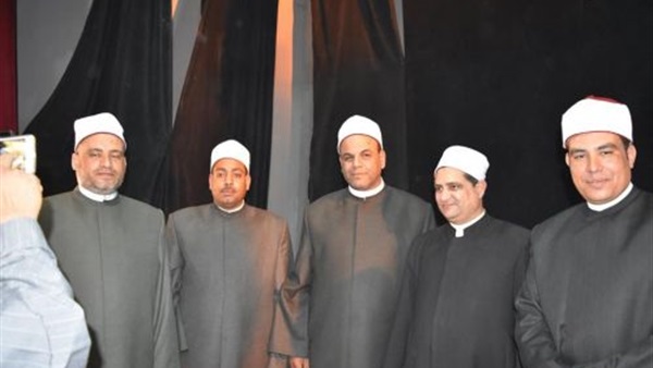 «الأوقاف» تكرم الائمة