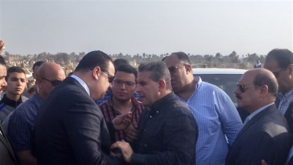 بالصور.. «طاهر أبوزيد»