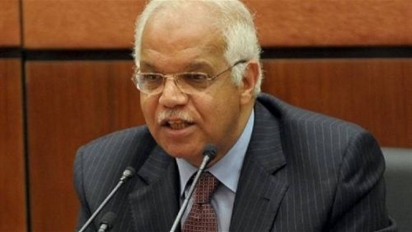 وزير النقل يتفقد
