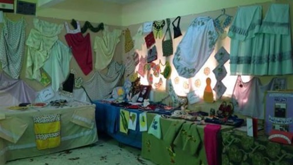 معرض فنى بحفل ختام