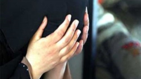 سقوط تاجرة مخدرات