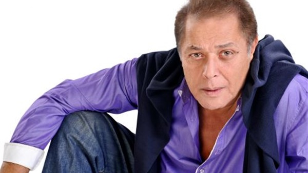 محمود عبد العزيز