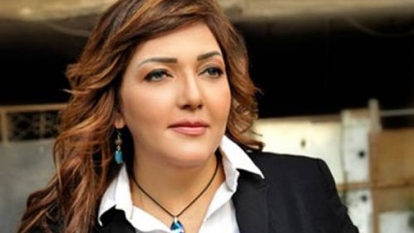 جميلة إسماعيل تُحمل