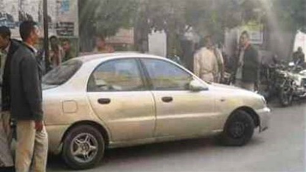 بالصور.. سيارة تثير