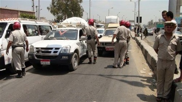 حجز 44 سيارة وتوك