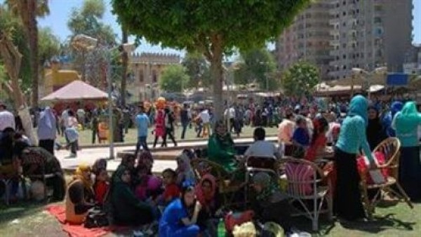 بالصور.. إقبال ضعيف