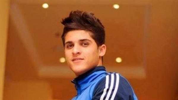أحمد الشيخ لاعب وسط