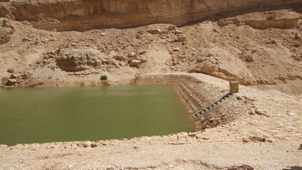 بحيرة صناعية -