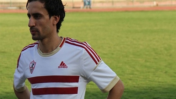 أيمن حفني لاعب الفريق