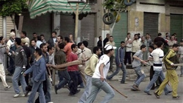 10 أشخاص باصابات