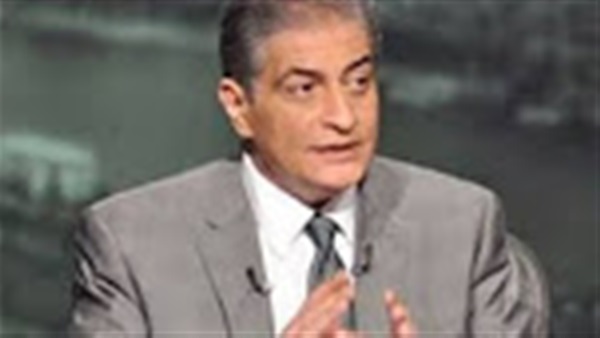 الإعلامي أسامة كمال