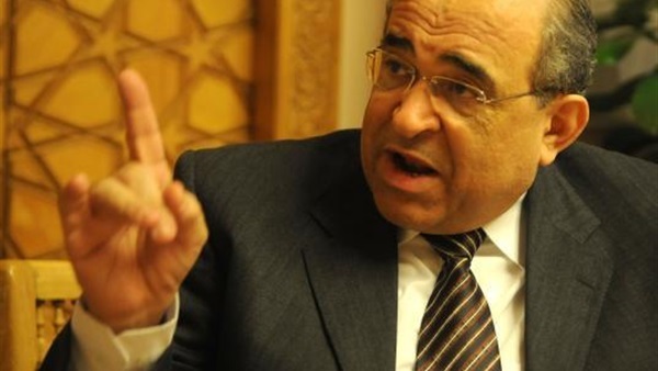 الدكتور مصطفى الفقي