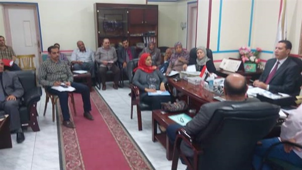 اجتماع قيادات وزارة