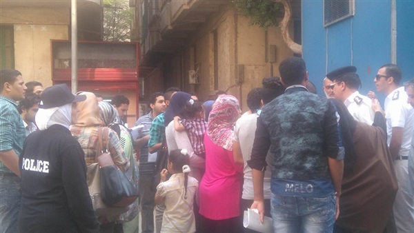 وقفة احتجاجية لطلاب