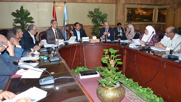 محافظ الغربية