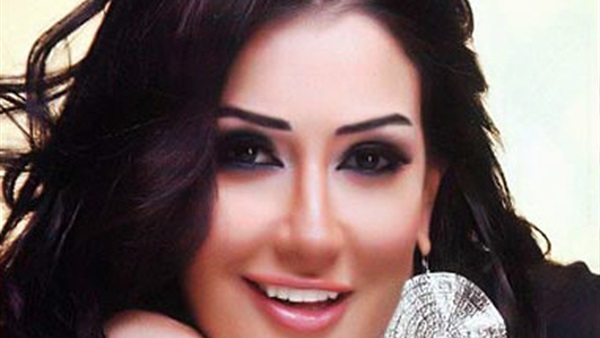 الفنانة غادة عبد