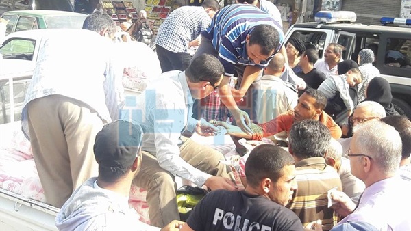 إقبال على حملة لتوزيع