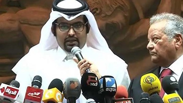 خالد الهيل، المعارض