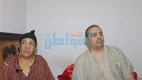 محمود ووالدته