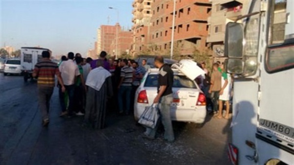 تصادم سيارات أعلى
