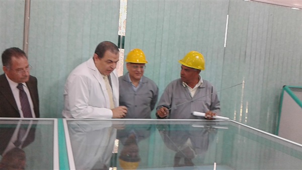 وزير القوي العاملة
