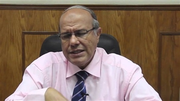 الدكتور أحمد عبد