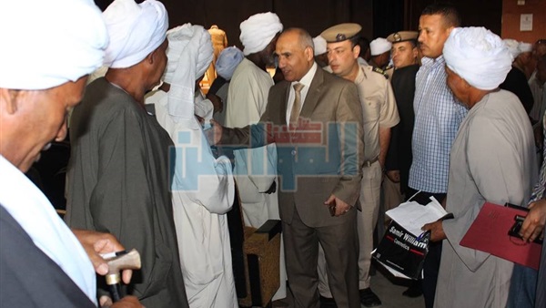 مدير أمن أسوان يعقد