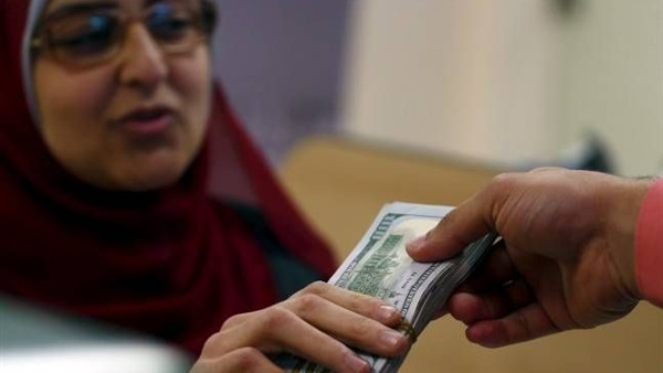 وقف التعامل بالدولار