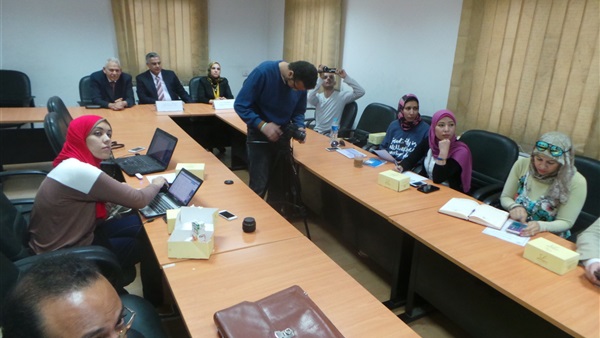 الموتمر الصحفي بـصحة