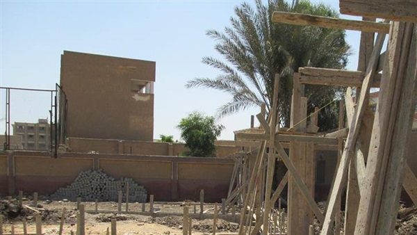 تسليم 1600 قطعة أرض