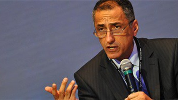 طارق عامر، محافظ