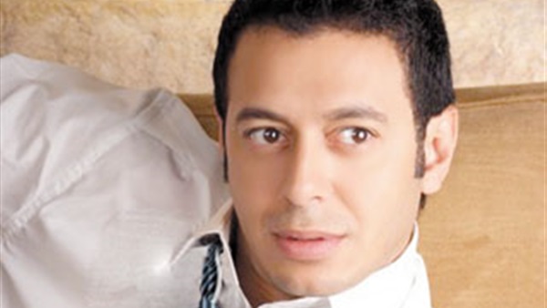 الفنان مصطفى شعبان
