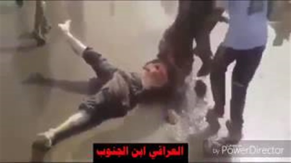 الأهالي يسحلون عناصر