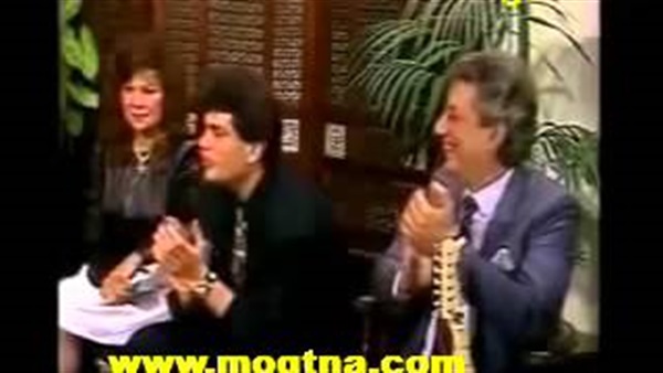 عمرو دياب يغنى ميال