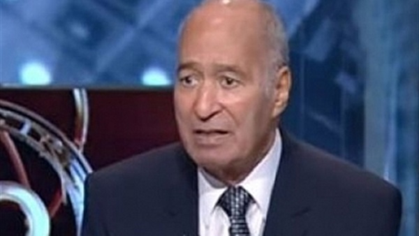 اللواء طه زكي