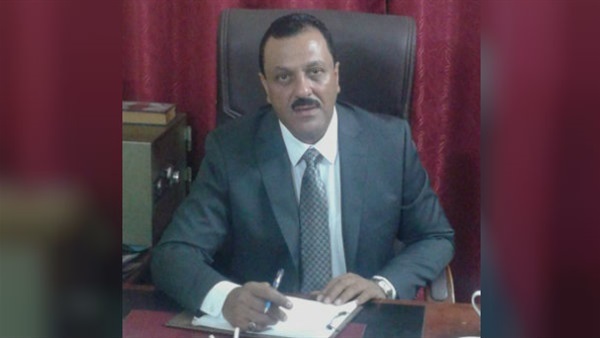 الباحث السياسي أشرف