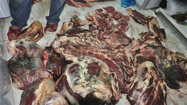 نصف طن لحوم فاسدة
