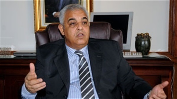 وزير الري الأسبق،