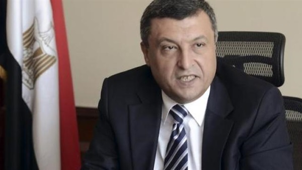 حمدي عبدالعزيز، متحدث