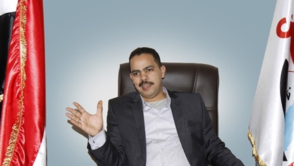 عمرو درويش، الأمين